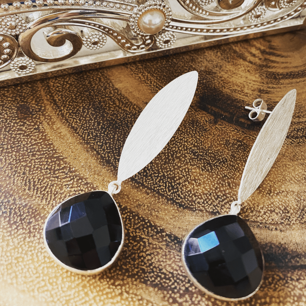 Sabyavi Earrings Black Onyx Satin Effect Fashion Earrings