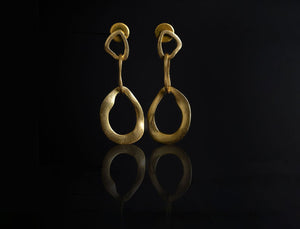 Sabyavi Earrings Linked Hoop Silk Effect Fashion Earrings