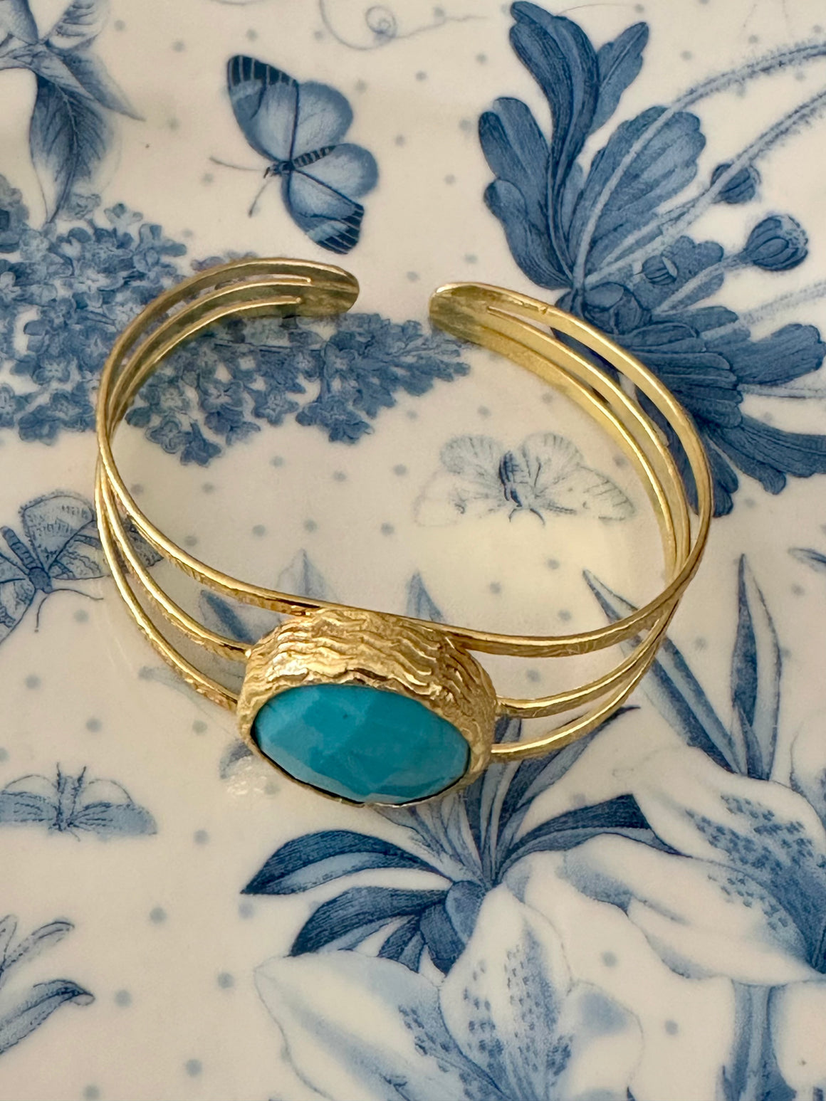 Sabyavi Bracelet Gold Aqua Chalcedony Plated Fashion Cuff Bracelet